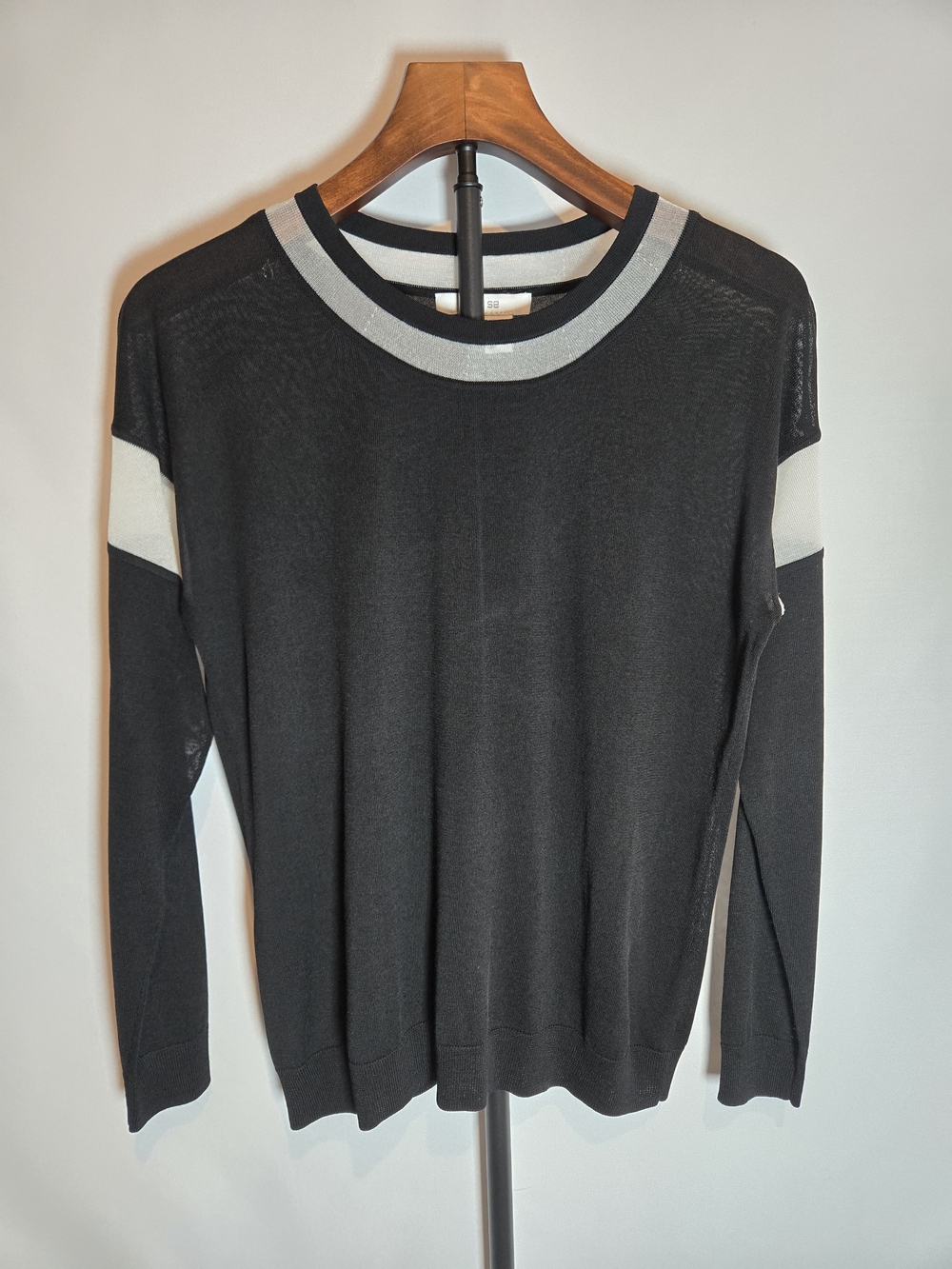 Per Se by Carlisle Sheer Stripe Knit Top Black White Worn Once Like New Size M